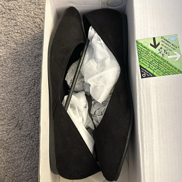 Ollio Pointy Flats - Picture 2 of 5